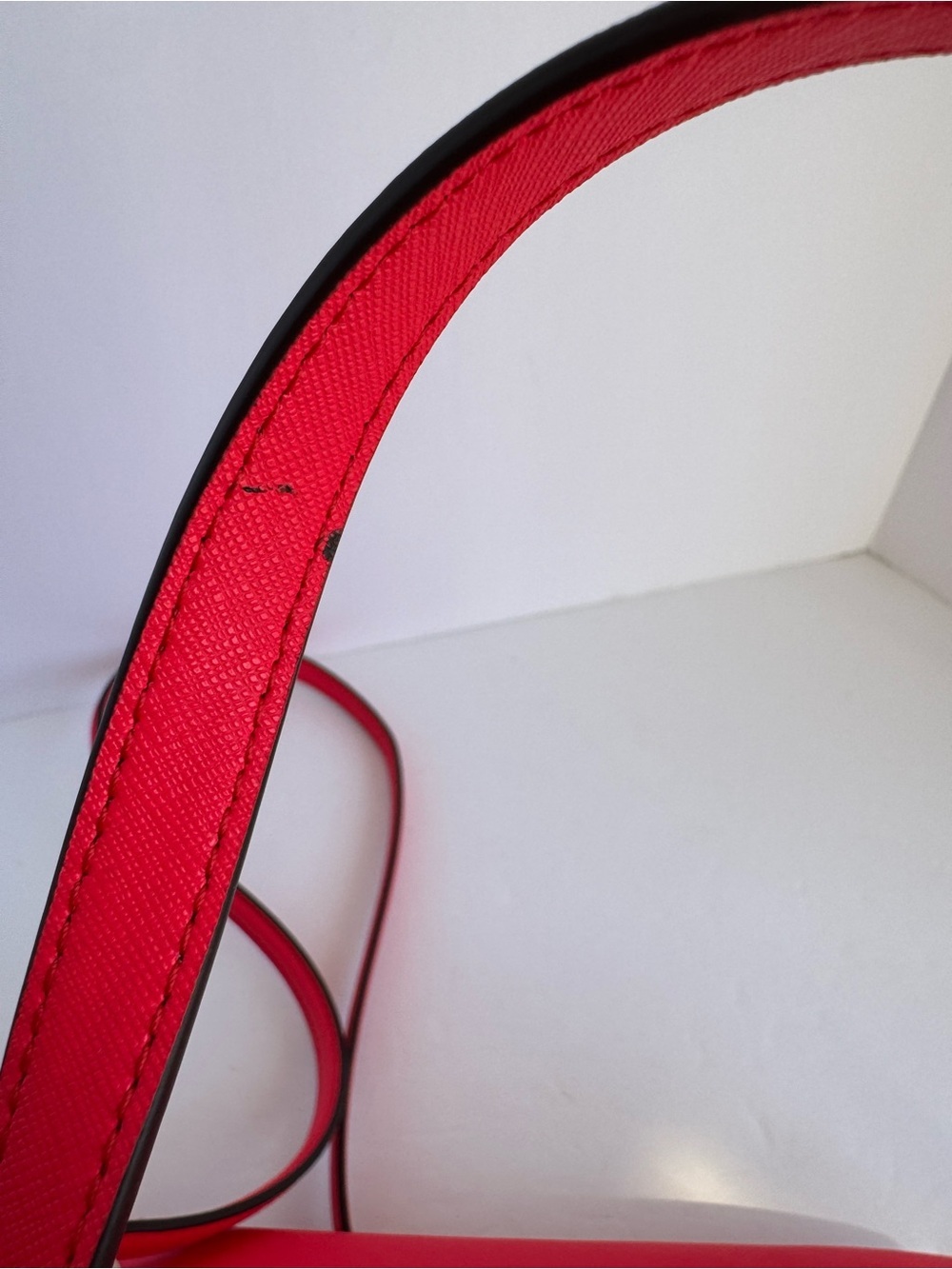 Kate Spade New York Hot Pink Maise Dome Saffiano Leather Crossbody Satchel Purse - Picture 5 of 16
